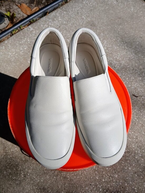 Vince Shoes - Vince "Ginelle" Leather Slip-On